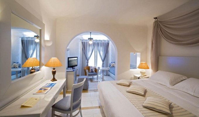 Your stay in Greece, accommodation 8j / 7 nights hotel with breakfast room overlooking the garden. Saint John Hotel Resort. 
