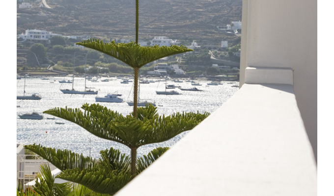 Your stay in Cyclades, Accommodation 8j / 7 nights hotel with breakfast Standard room. Hotel Dorion