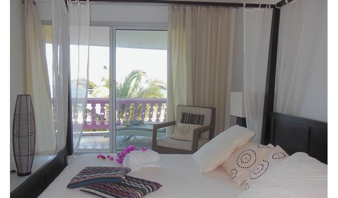 St Martin Condo Vacation Rentals on the beach in Orient Bay - Caribbean - FWI