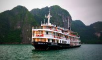 Halong Bay photo #3