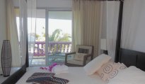 Orient Bay photo #8