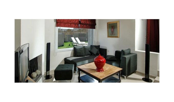 Greece Travel in Crete, accommodation 8j / 7 nights in Luxury Villa with private pool. Greek Villa Holidays