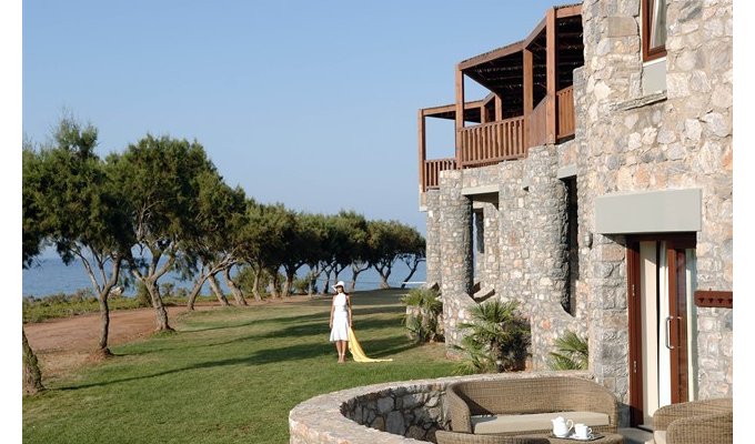 Your stay in Crete, accommodation 8j / 7 nights in garden view room All-Inclusive. Ikaros Beach Resort & Spa. 