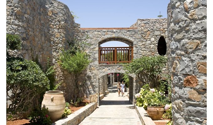 Your stay in Crete, accommodation 8j / 7 nights in garden view room All-Inclusive. Ikaros Beach Resort & Spa. 