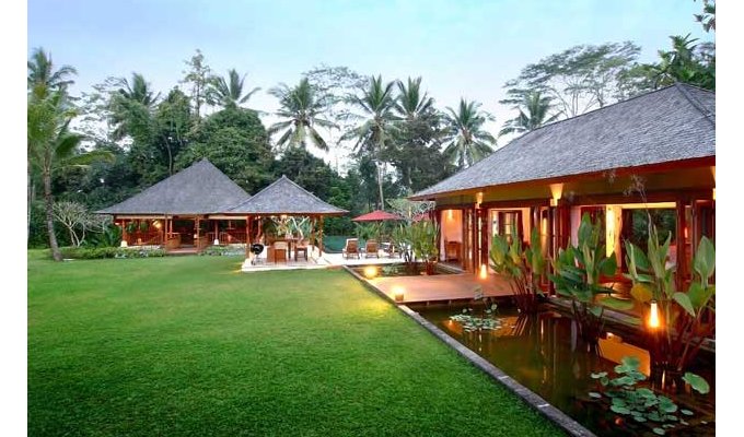 Vacation rentals, luxury villa, 10 minutes drive from Ubud, Bali