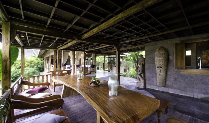 Bali Canggu Villa Rental with private pool and staff near the beach 