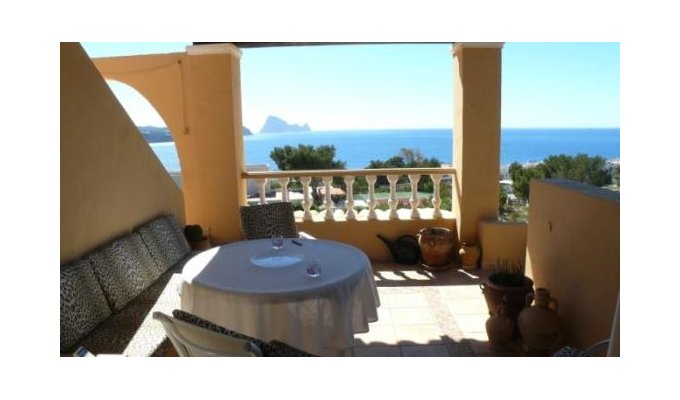 Villa to rent in Ibiza private pool seafront - Cala Codolar (Balearic Islands)