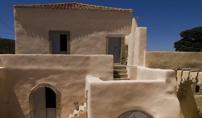 Rentals in Greece, Villa 10 to 12 people on the island of Kythera.