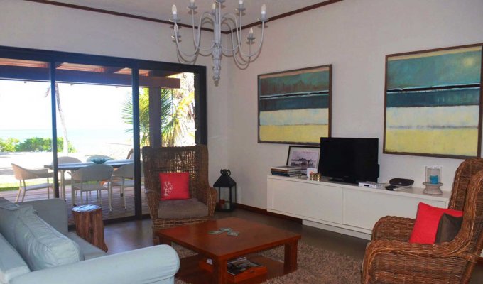 Beachfront Mauritius villa rentals with terrace close to Pointe D'Esny