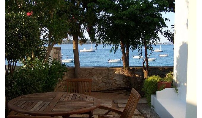 Your stay in Greece, accommodation 8j / 7 nights hotel with breakfast Standard room 