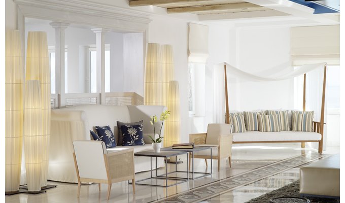 Your stay in Mykonos, accommodation 4j / 3 nights hotel accommodation with breakfast in a Classic room.  