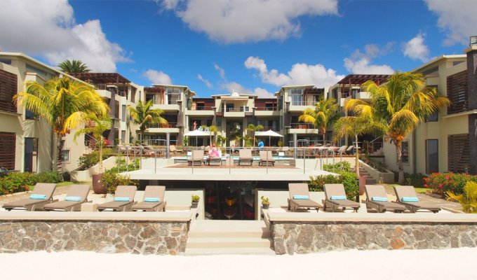 Mauritius beachfront apartment & Penthouses rentals in Trou aux Biches with a panoramic view of the white sandy beach 