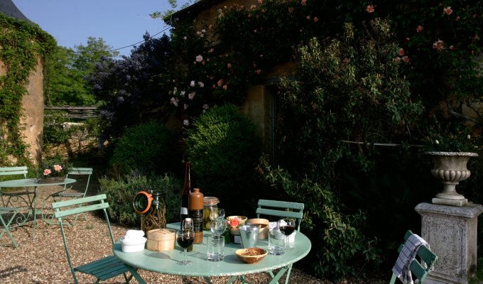 Pays de la Loire Charming Cottage rentals Angers with private garden in the castle park