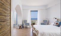 Naxos photo #8