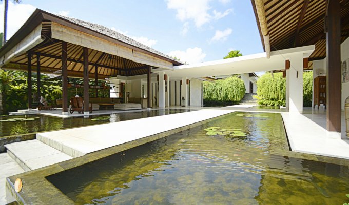 Bali Canggu Villa Rental with private pool near the beach and staff