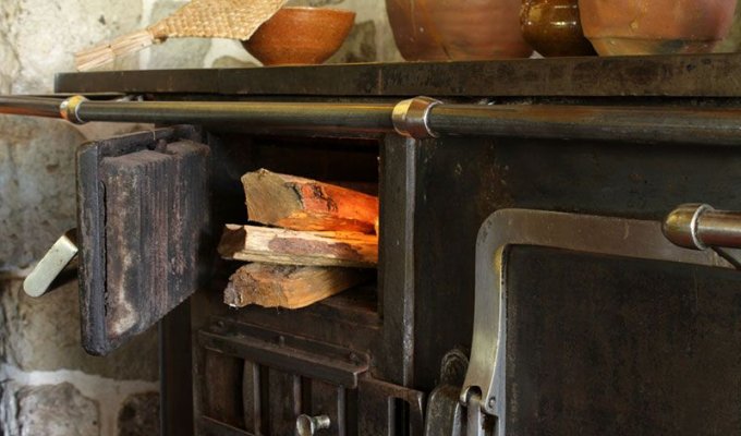 Wood fired oven