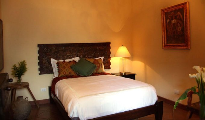 Deluxe guestroom 2