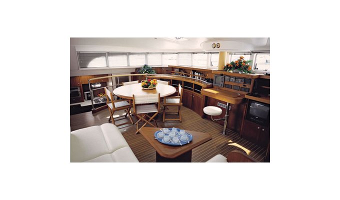 crewed monohull sailing charters based in caribbean Martinique