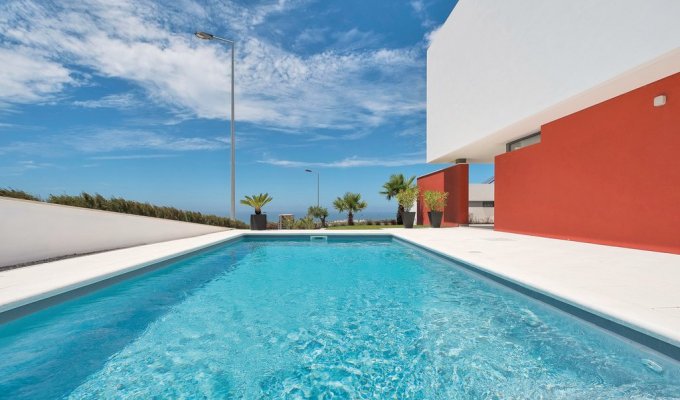 Peniche Portugal Villa Holiday Rental close to the beach, Lisbon Coast