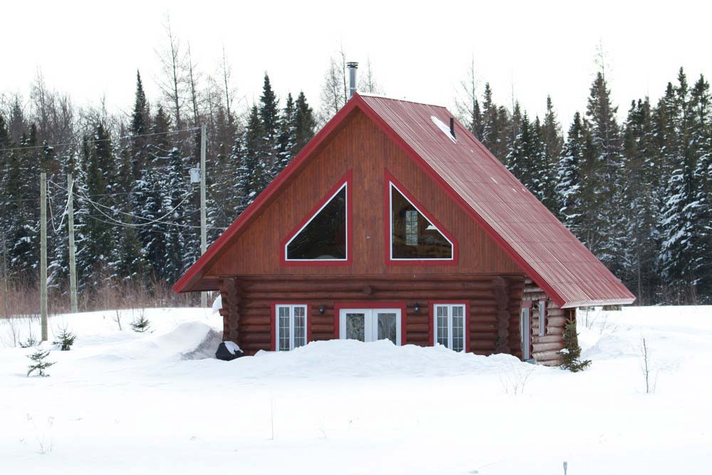 Quebec Holiday Cottage Rentals Is On The Loup Cervier Lake