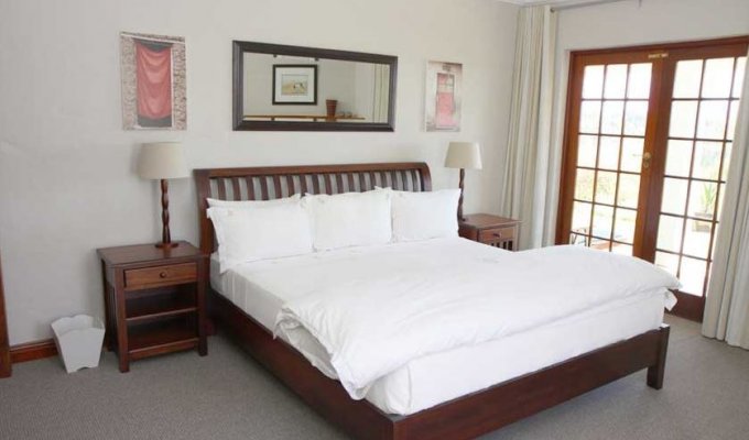 Apartment 3
