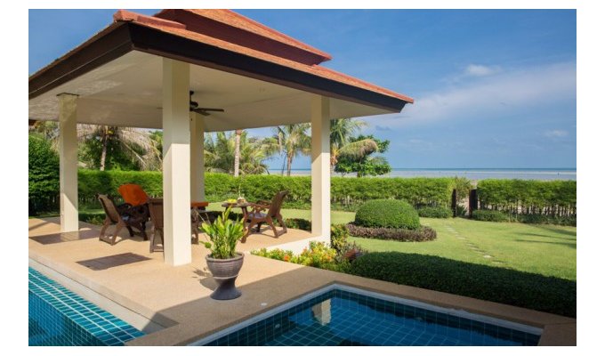 Thailand beachfront Villa Vacation Rentals in Koh Samui with private pool and Staff