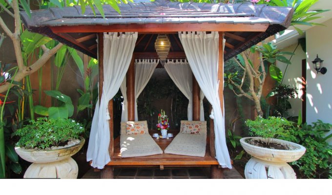 Seminyak Bali villa rental private pool close to the beach with staff  