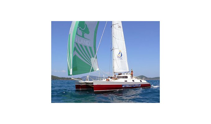 Yacht rental for private cruise in Malaysia