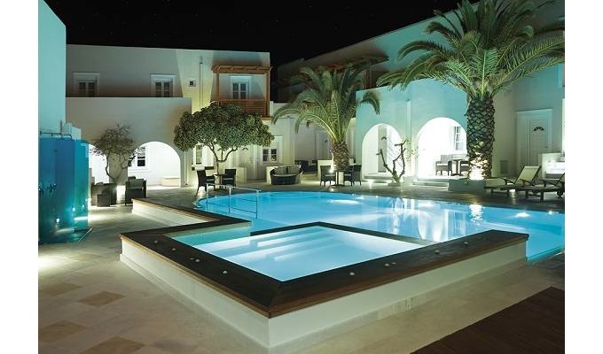 Your stay in Greece, accommodation 8j / 7 nights hotel accommodation with breakfast in standard room.