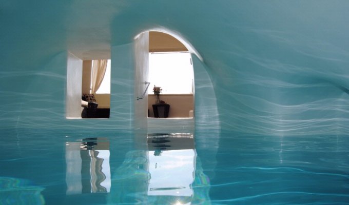 Luxury Santorini Villa Rental with heated indoor swimming pool, ideal for Honeymoon