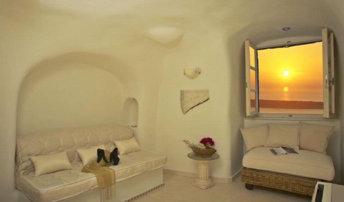 Luxury Santorini Villa Rental with heated indoor swimming pool and sea view