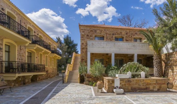 Your stay in Greece, accommodation 8j / 7 nights hotel accommodation with breakfast in standard room. 