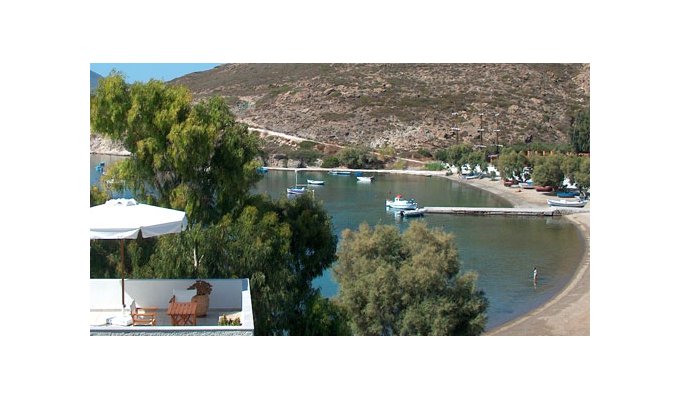 Your stay in Cyclades, Accommodation 8j / 7 nights hotel accommodation with breakfast in standard room and transfers Maritimes. 