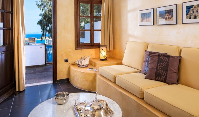 Your stay in Greece, accommodation 8j / 7 nights hotel accommodation with breakfast in standard room. 