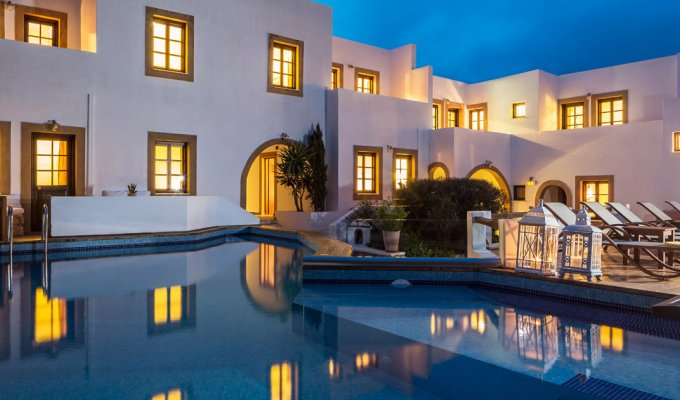 Your stay in Greece, accommodation 8j / 7 nights hotel accommodation with breakfast in standard room. 
