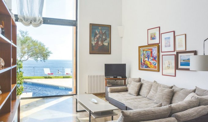 Balearic Islands luxury villa rental Mallorca Porto Colom 8 people private pool