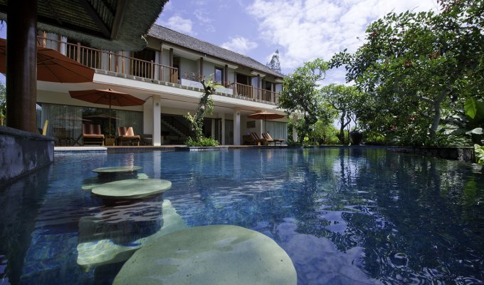 Bali Canggu Villa Rental with private pool and staff  
