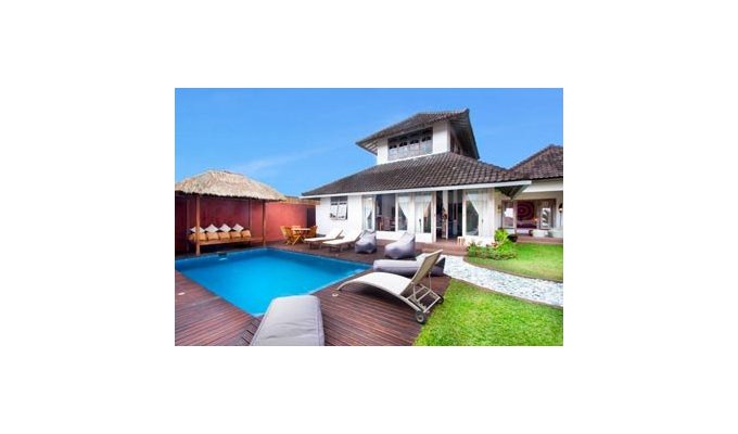 Holiday Villa in Seminyak with private pool 10 minutes from the beach