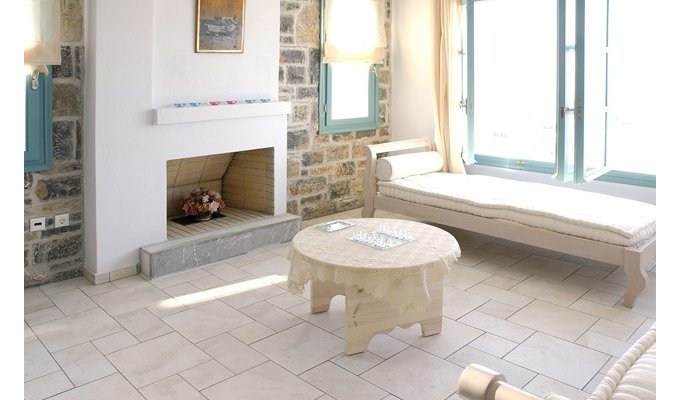 Holiday Villa Crete for 8 people, with private pool and magnificent sea views. Greece Holidays.